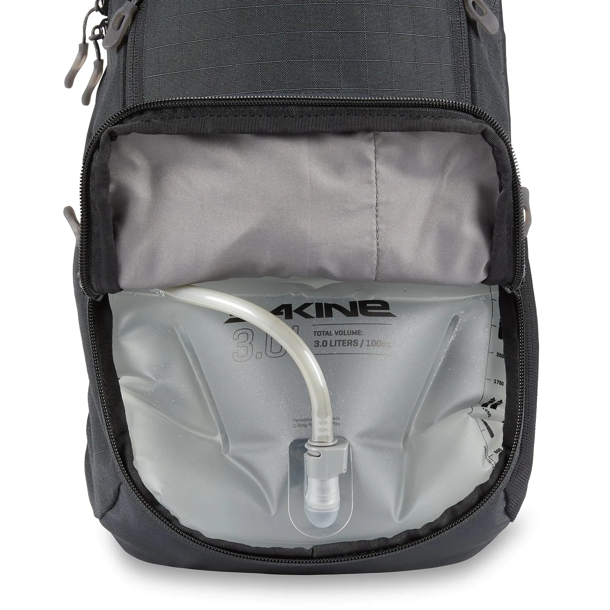 Dakine Syncline Hydration 12L Backpack - Black