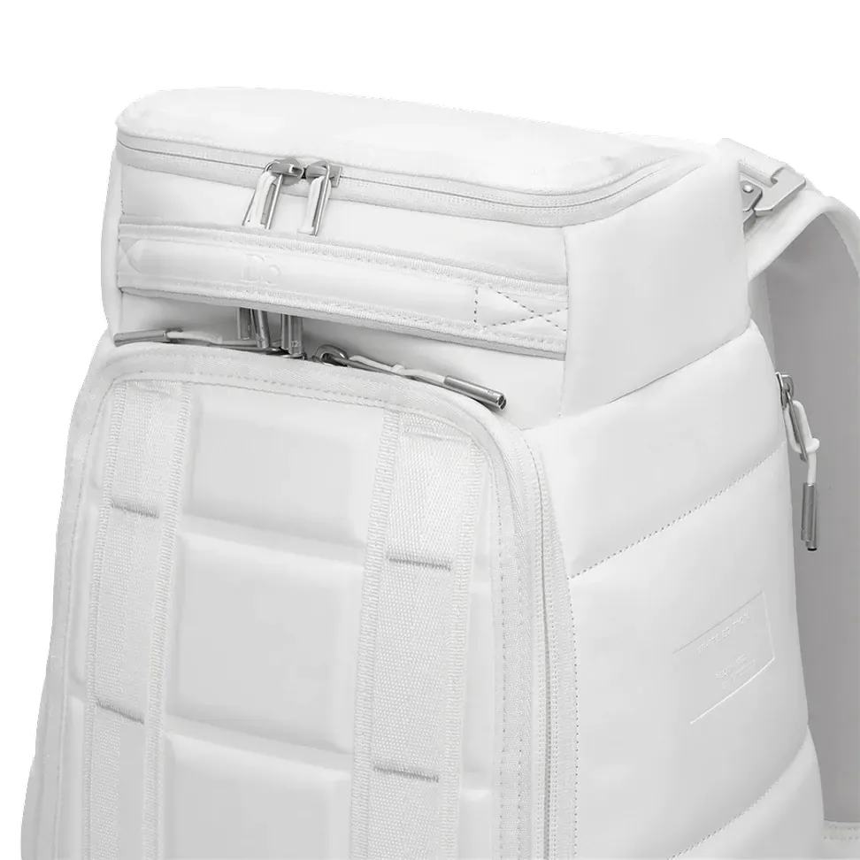 Db The Hugger 20L Backpack - White