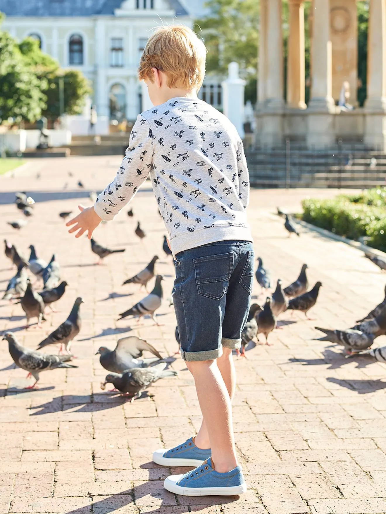 Elasticated Canvas Trainers for Boys - blue