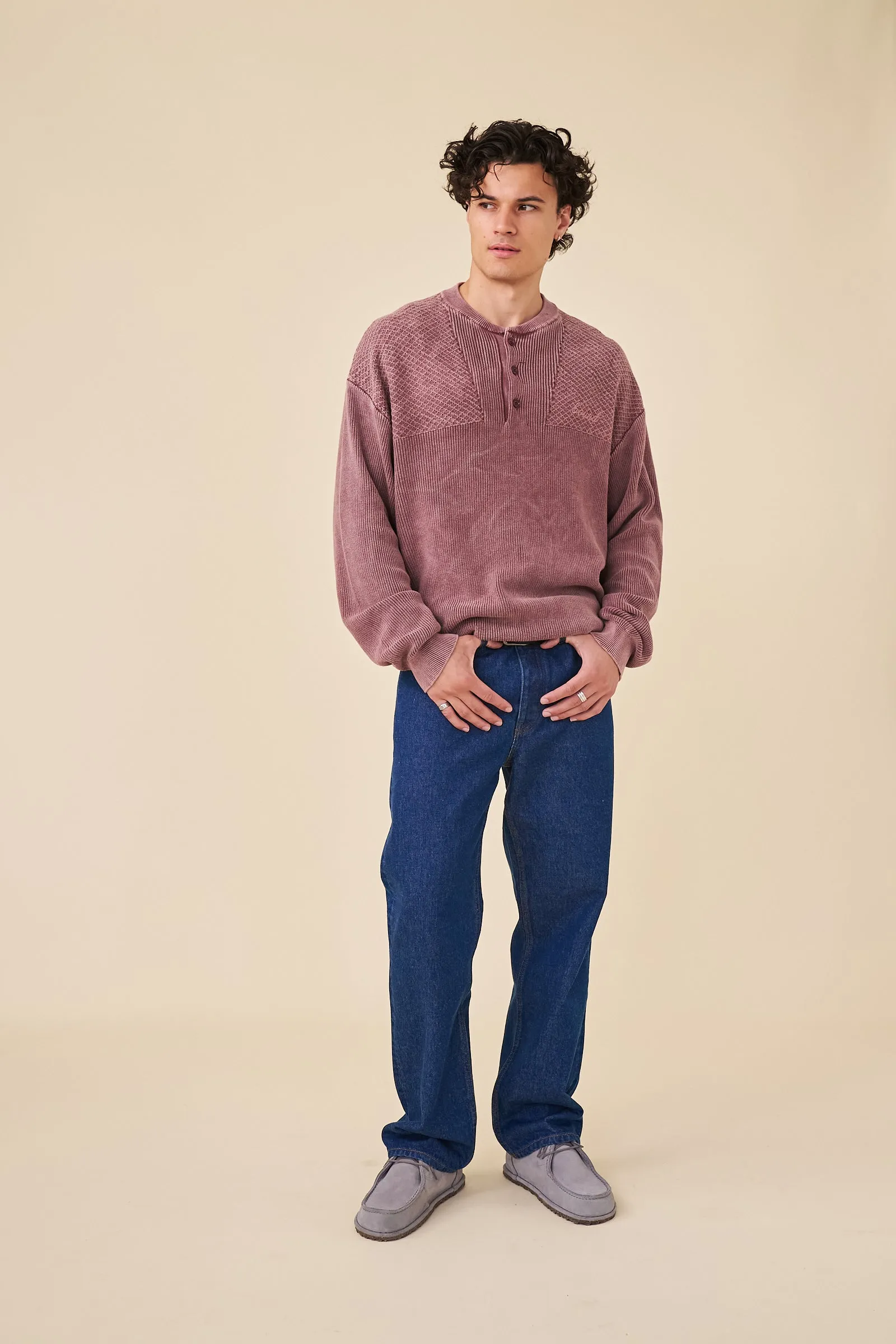 HALF BUTTON PANEL ACID WASHED PULLOVER - CARDINAL