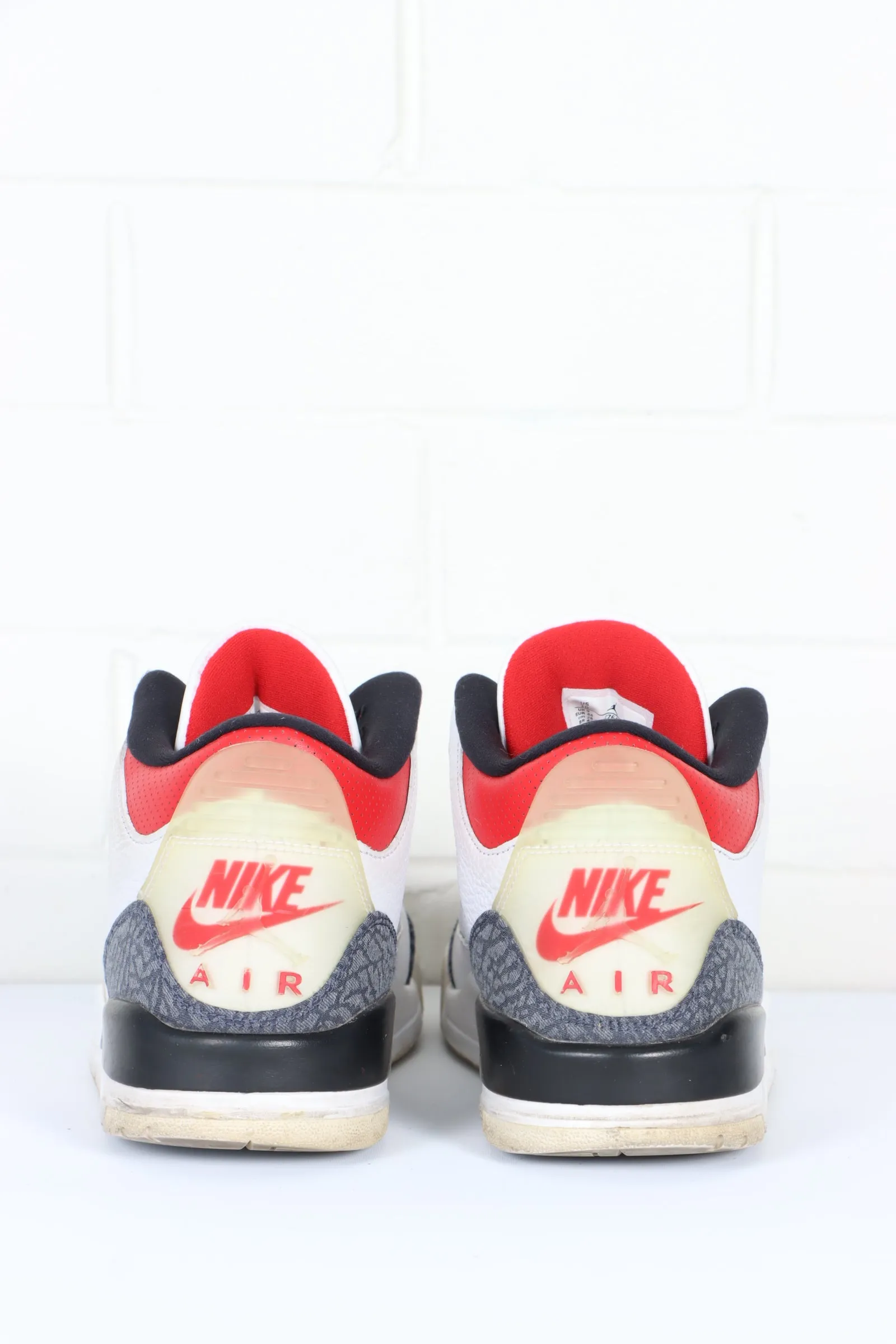 NIKE Air Jordan 3 Retro 'Fire Red Denim' Sneakers (10)