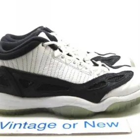 Nike air jordan xi 11 ie low white black retro gs 2011 sz 4.5y