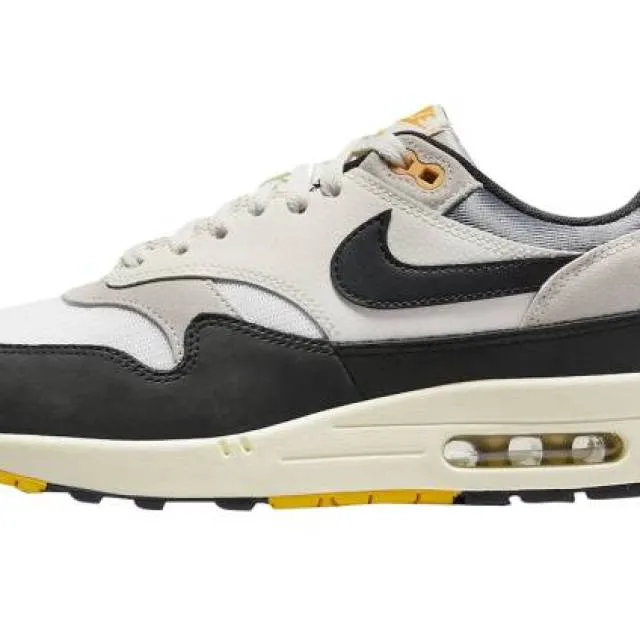 Nike air max 1 athletic department