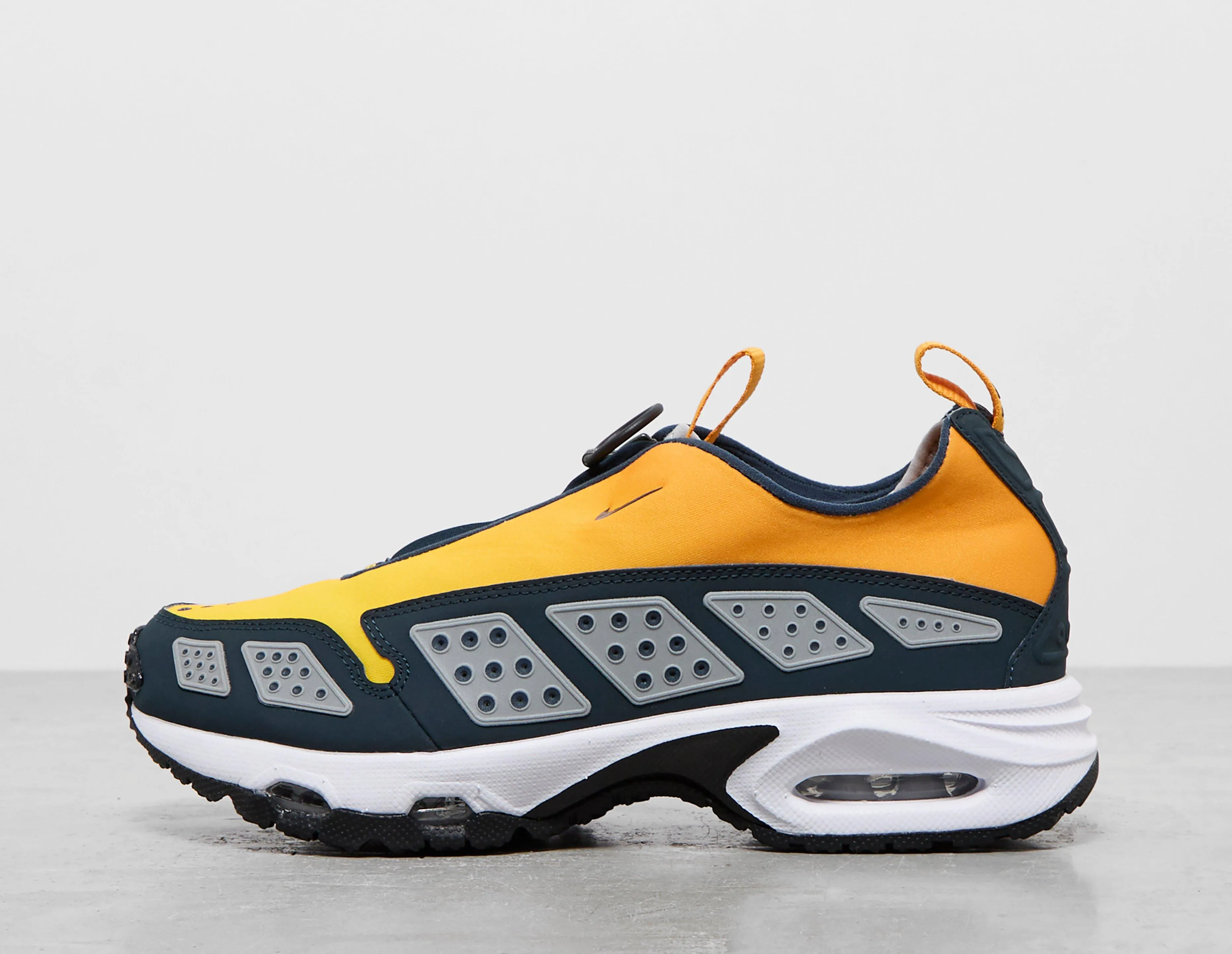 Nike Air Max SNDR Women's