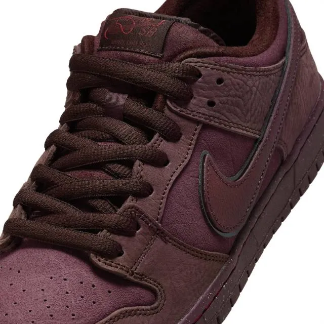 Nike sb dunk low city of love burgundy crush