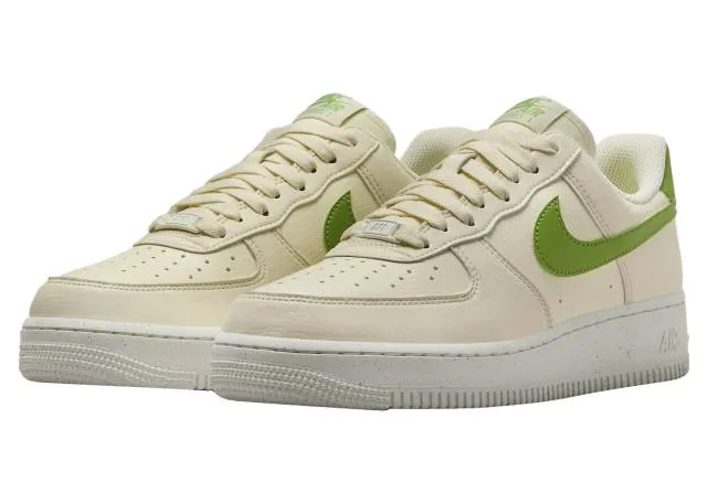 Nike women's air force 1 '07 se (coconut milk chlorophyll/ coconut milk/ chlorophyll/ sail/ volt/ black) sizes 5-12 dv3808-102