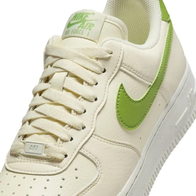 Nike women's air force 1 '07 se (coconut milk chlorophyll/ coconut milk/ chlorophyll/ sail/ volt/ black) sizes 5-12 dv3808-102