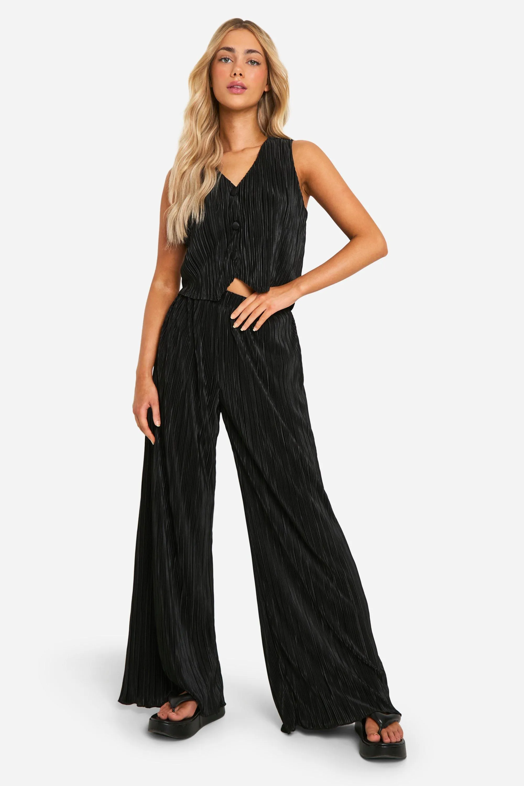 Plisse Relaxed Fit Wide Leg Pants