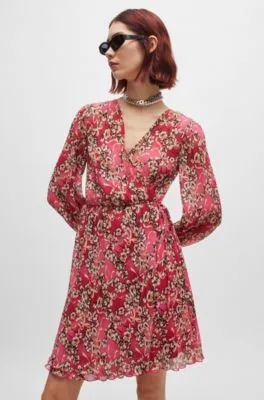 Plissé wrap dress in floral print with elasticised cuffs