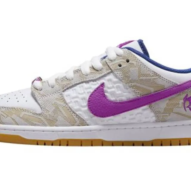 Rayssa leal x nike sb dunk low