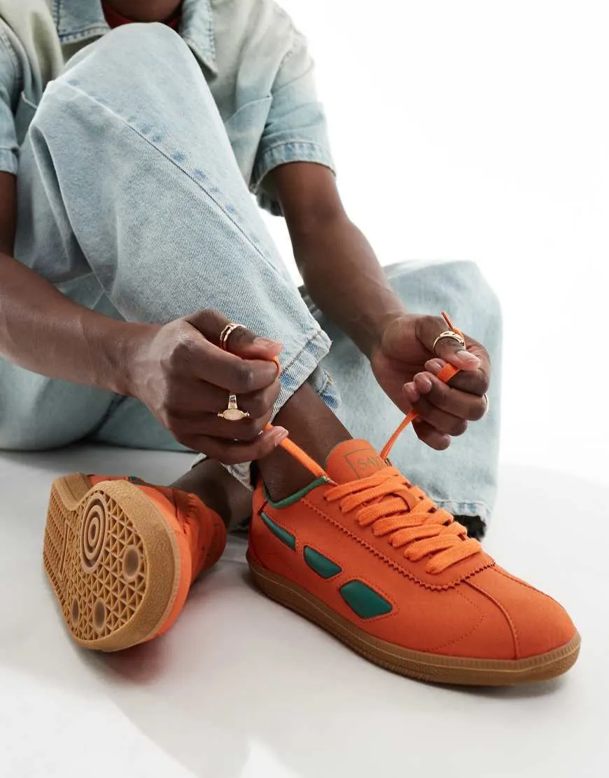 Saye unisex Vegan Modelo '70 trainers in orange