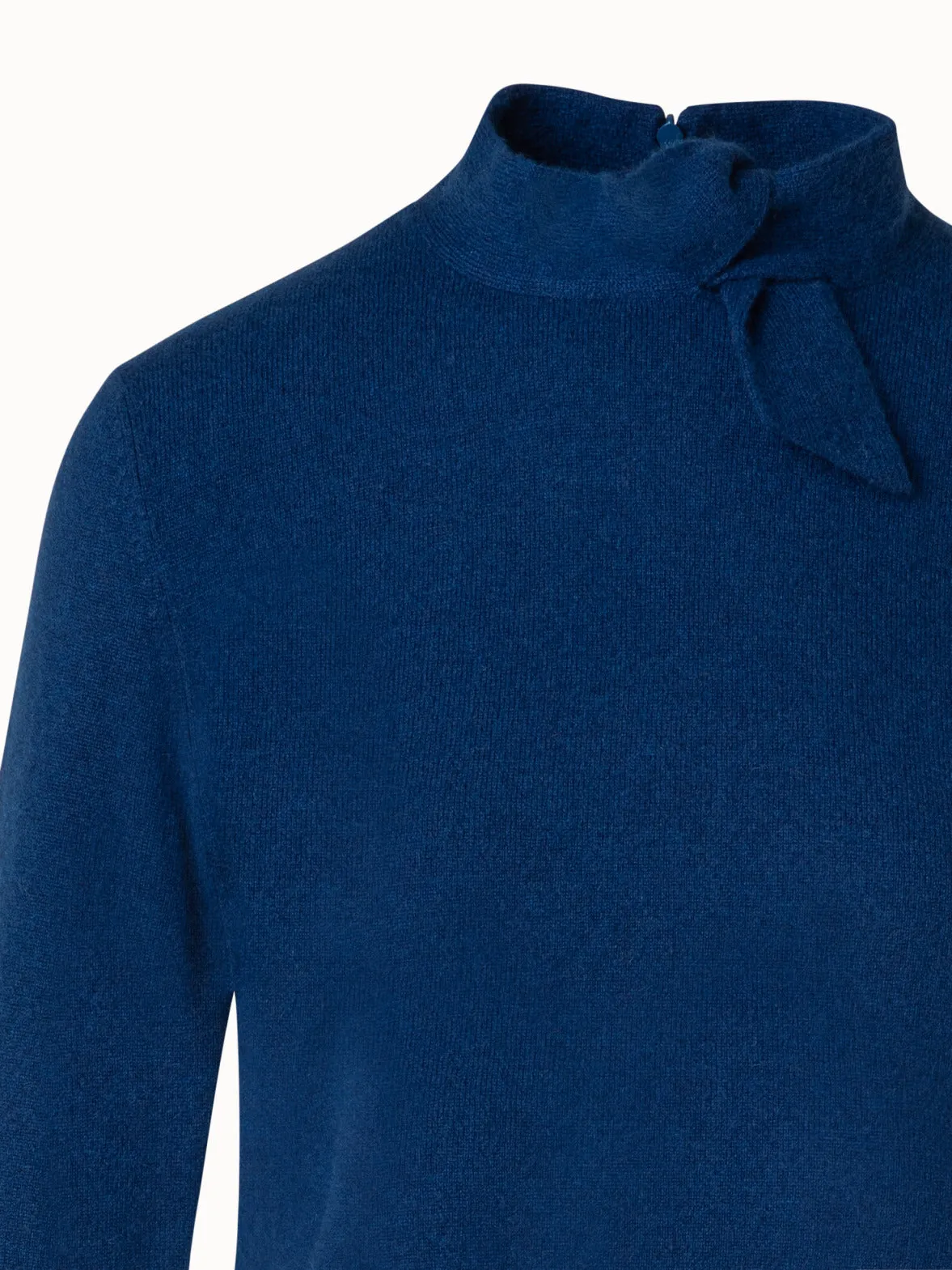 Short Cashmere Pullover With Knot Detail