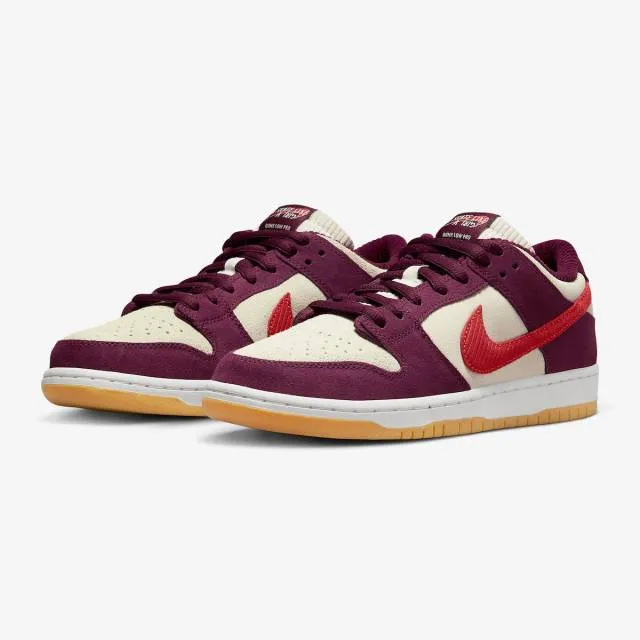 Skate like a girl x nike dunk low sb (summit white/ barely rose/ university red/ coconut milk/ black