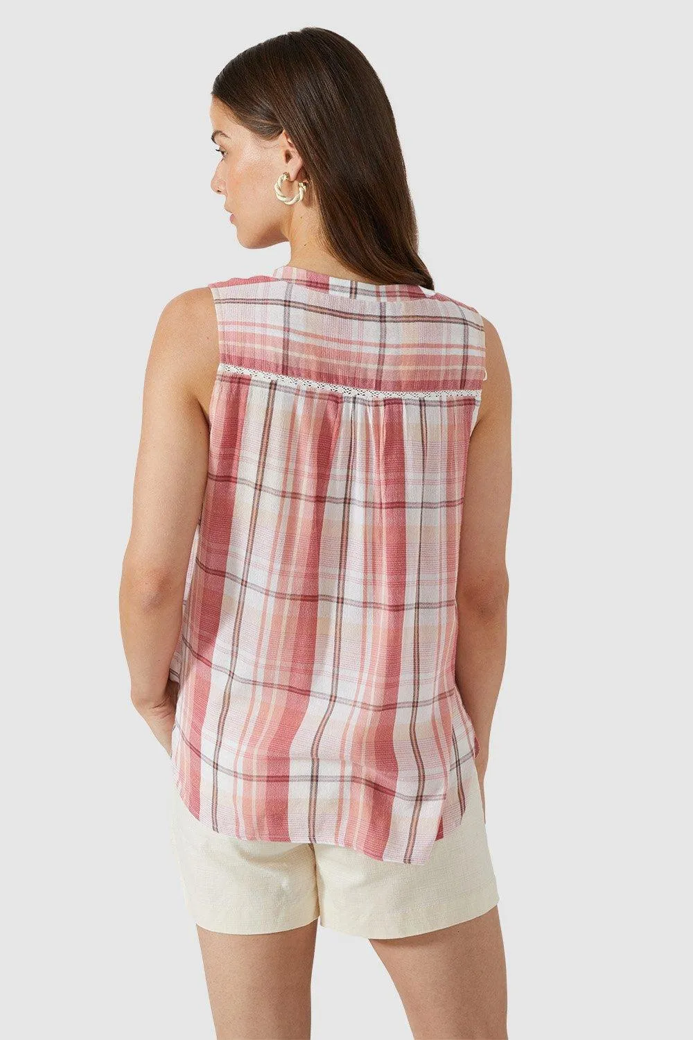 Sleeveless Check Print Top