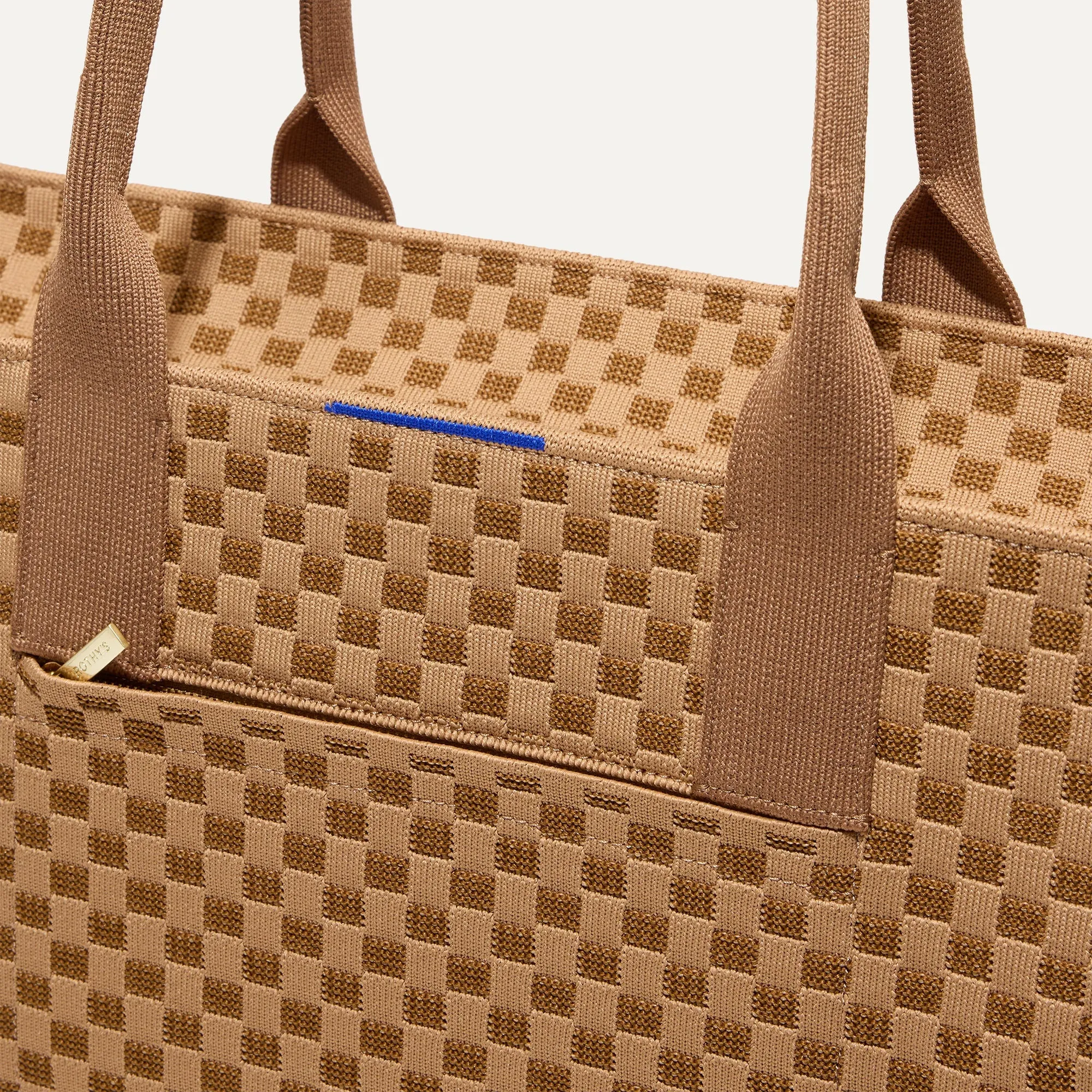 The Classic Tote in Hazelnut