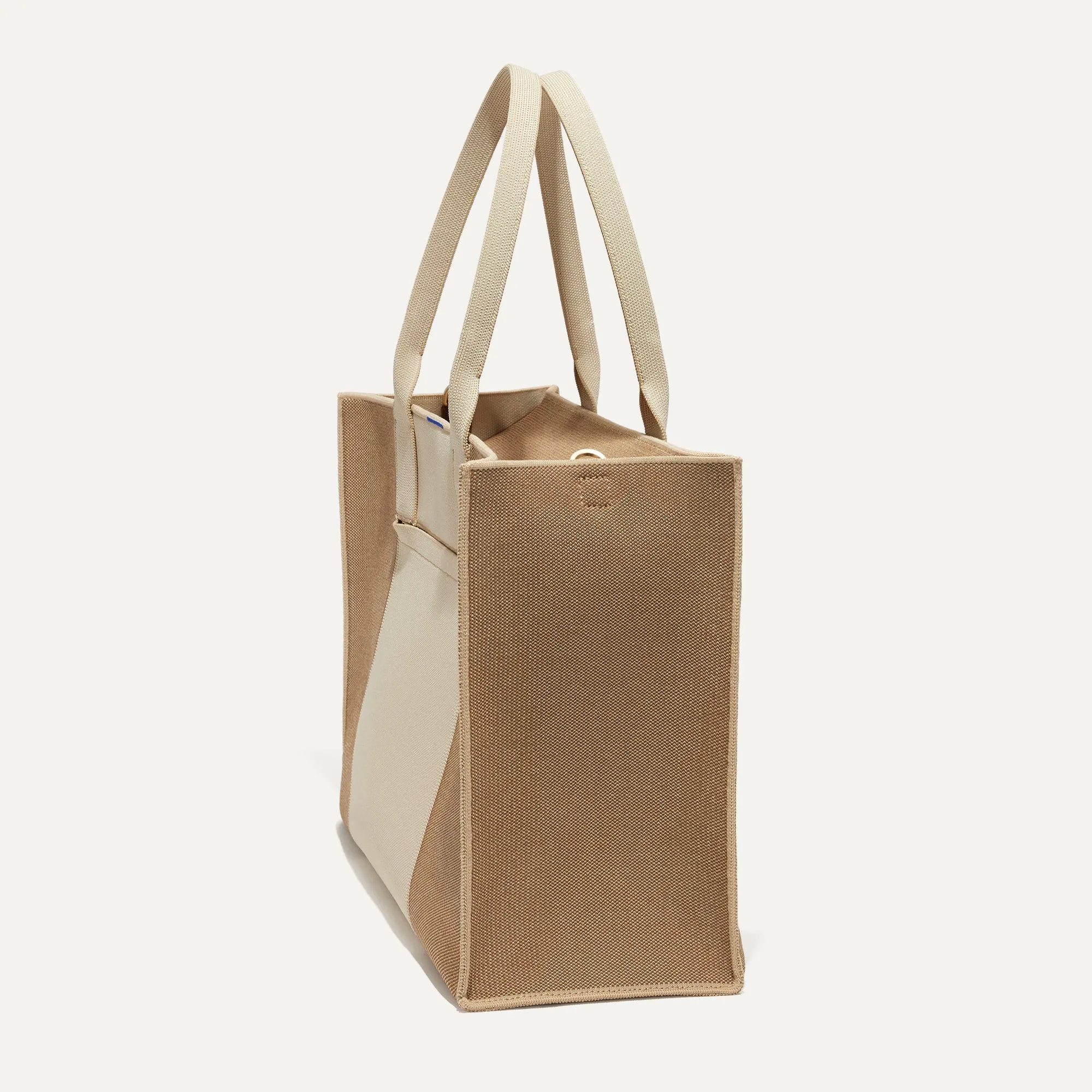 The Classic Tote in Soft Sesame