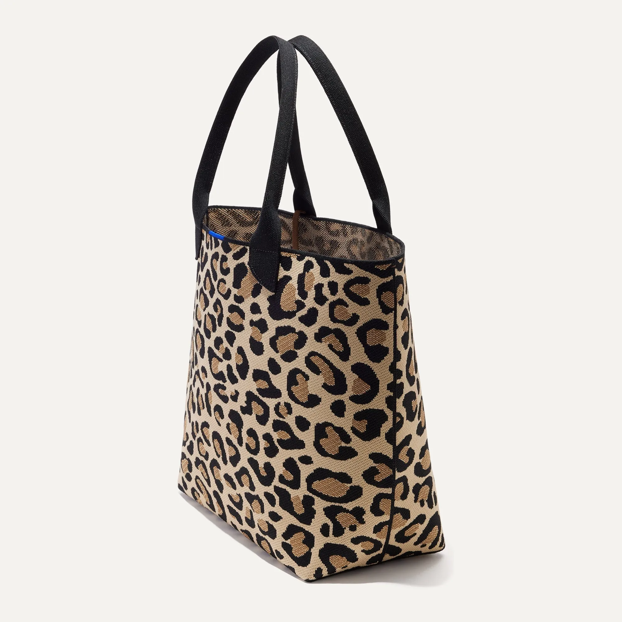 The Lightweight Tote in Desert Cat