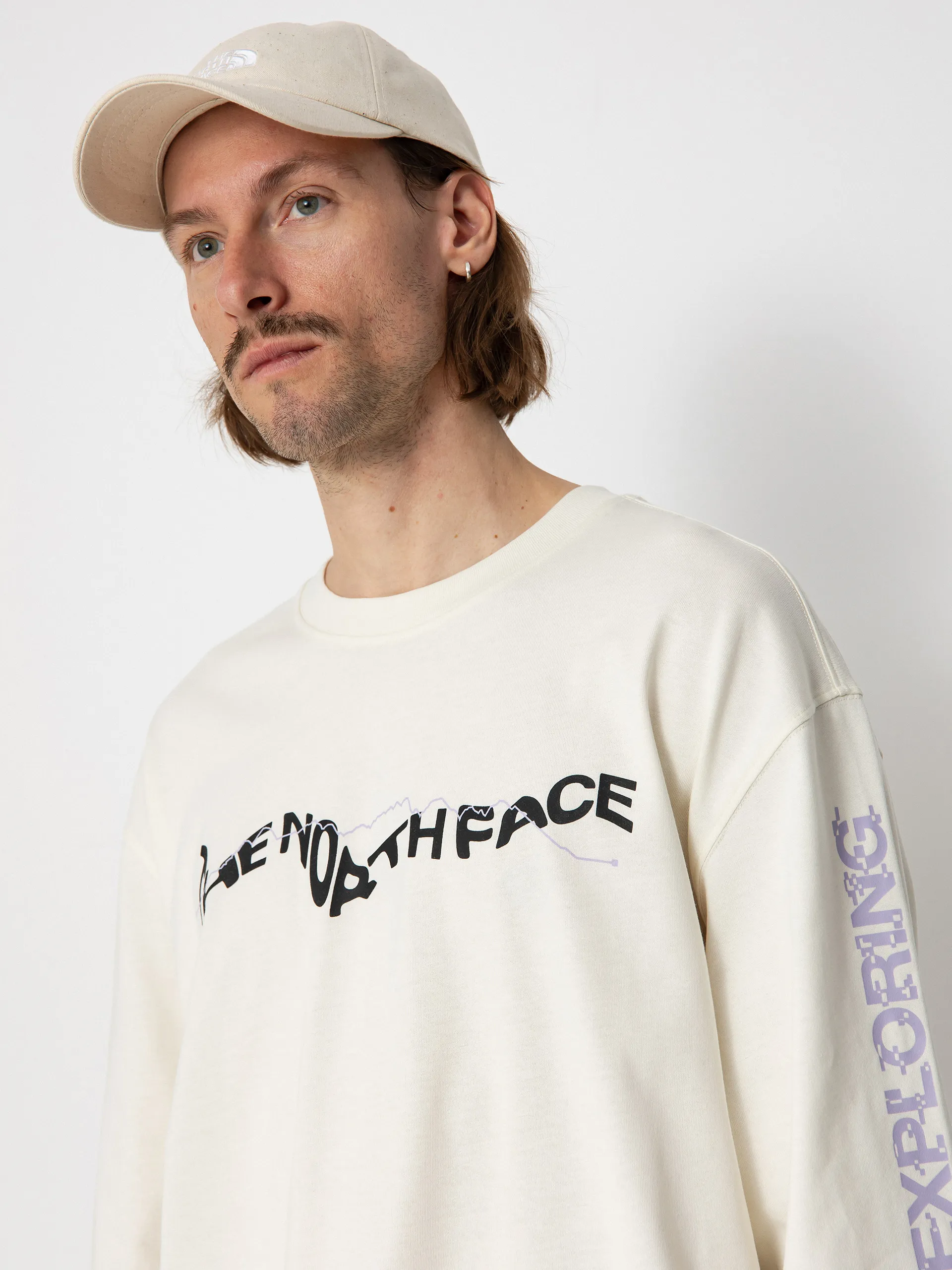 The North Face Nse Graphic Longsleeve (white dune)