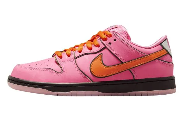 The powerpuff girls x nike sb dunk low blossom