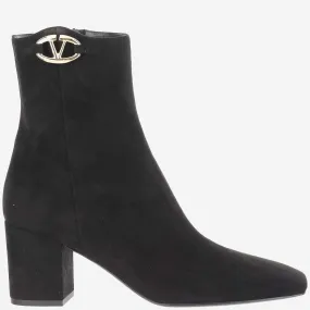 Valentino Garavani Vlogo The Bold Edition Suede Ankle Boot